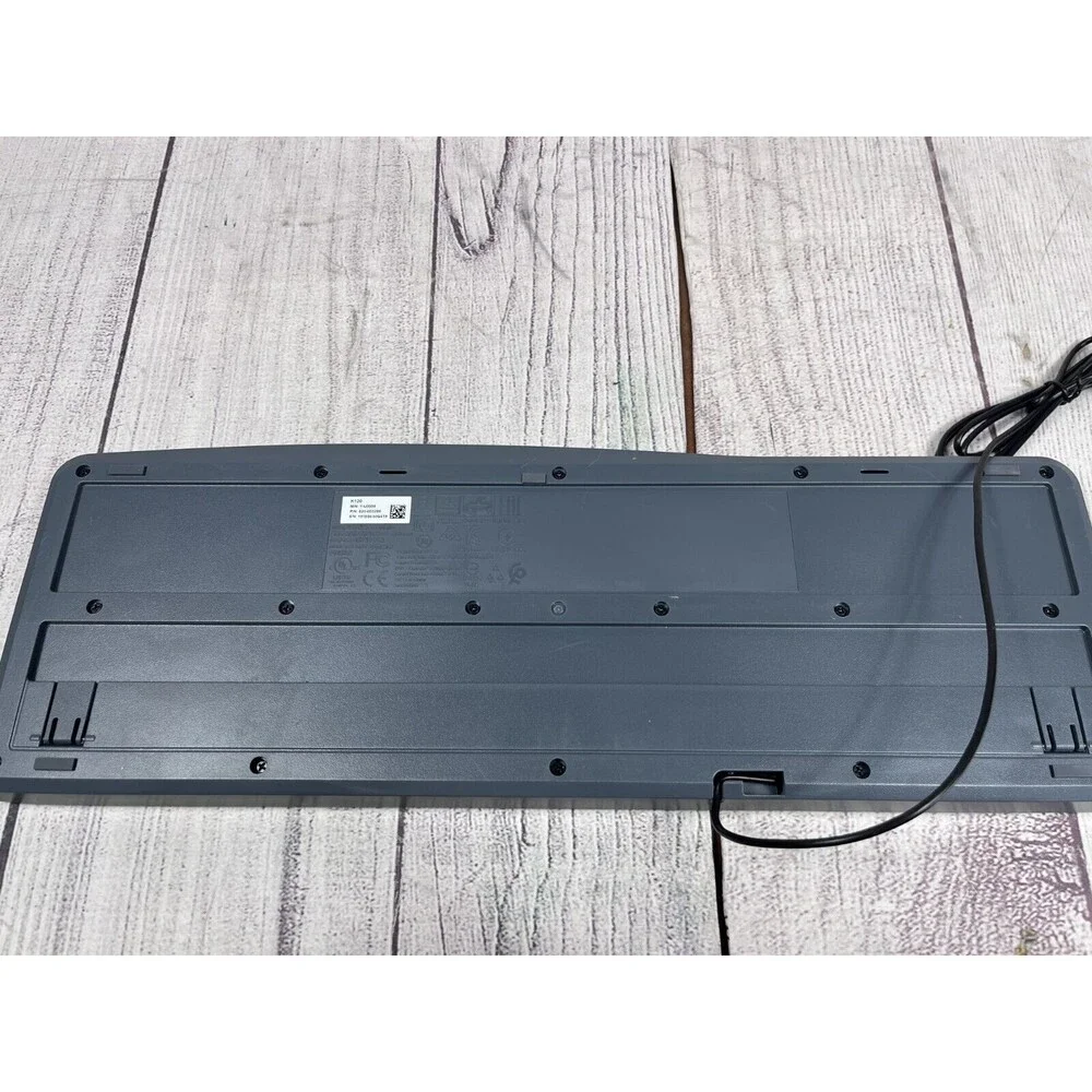 Logitech Deluxe 250 Keyboard Wired USB Y-U0009 Tested Working Free Shipping
